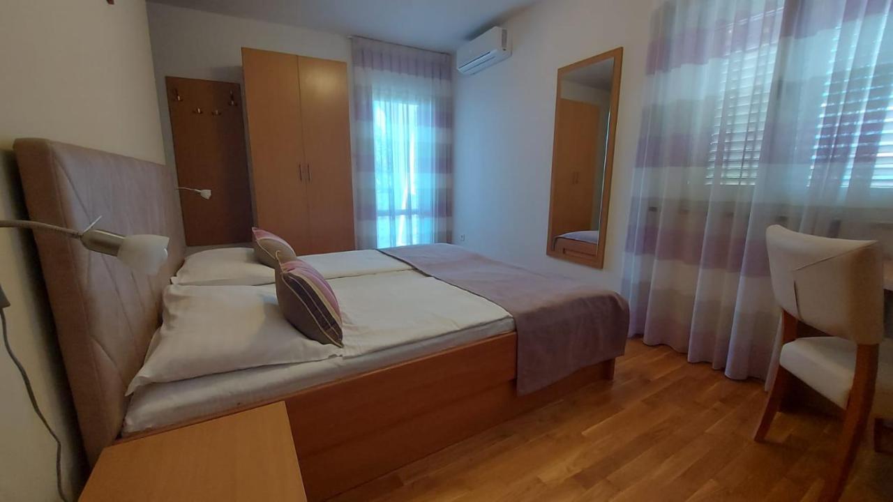 Guest house Tom Malinska Extérieur photo